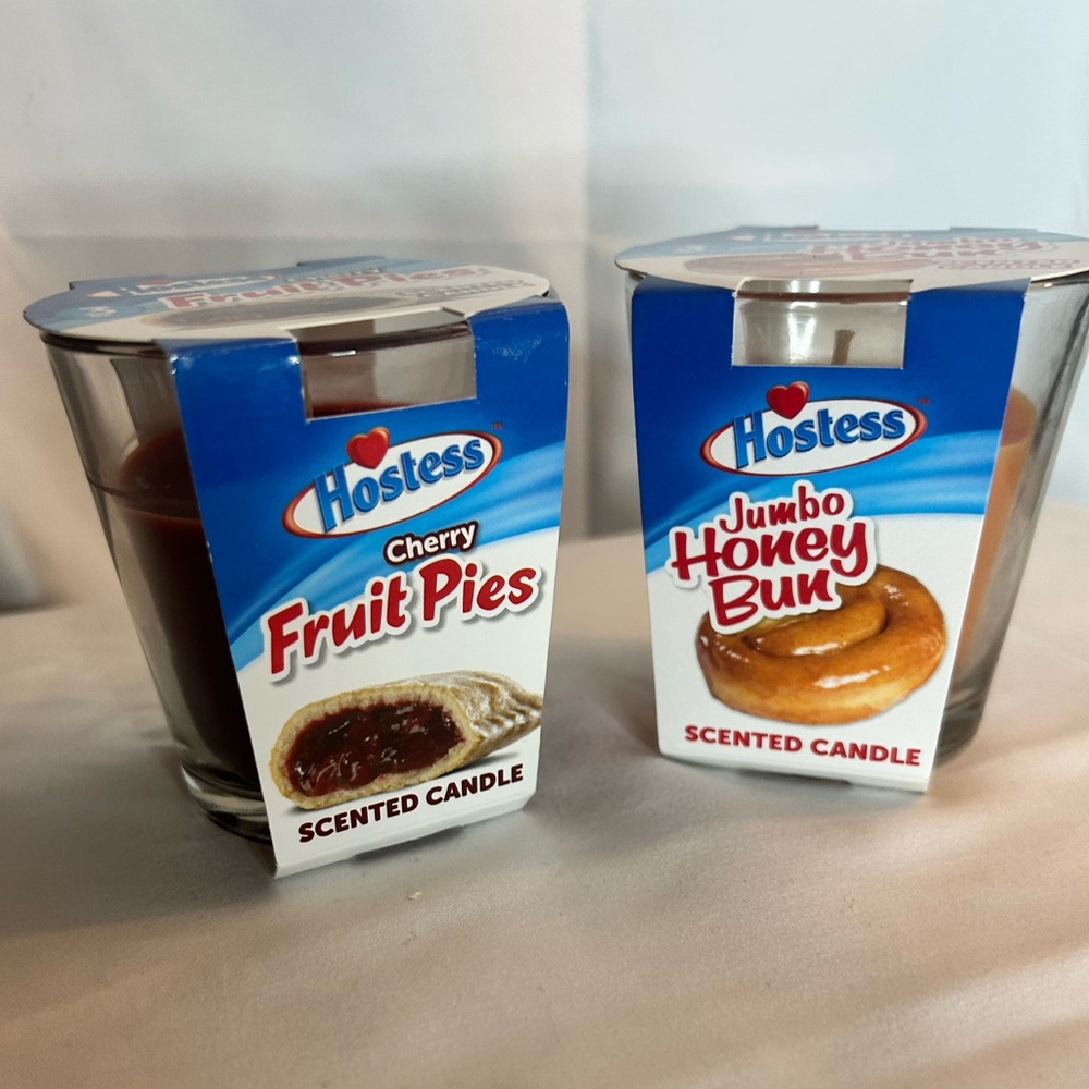 NWT Hostess Scented Candle Set: Honeybun & Cherry Pie 🥮🍒